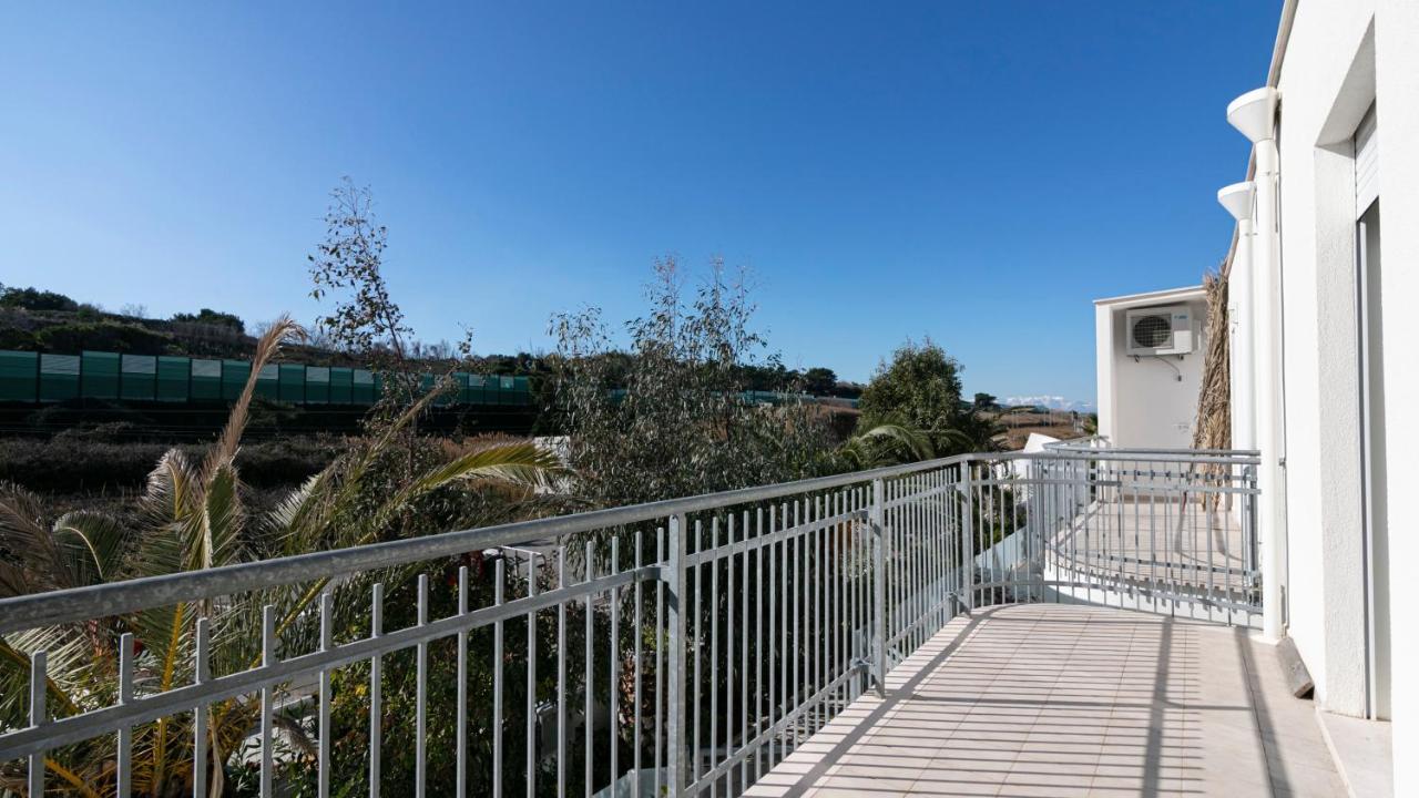 Rivazzurra Homes - B Термоли Экстерьер фото